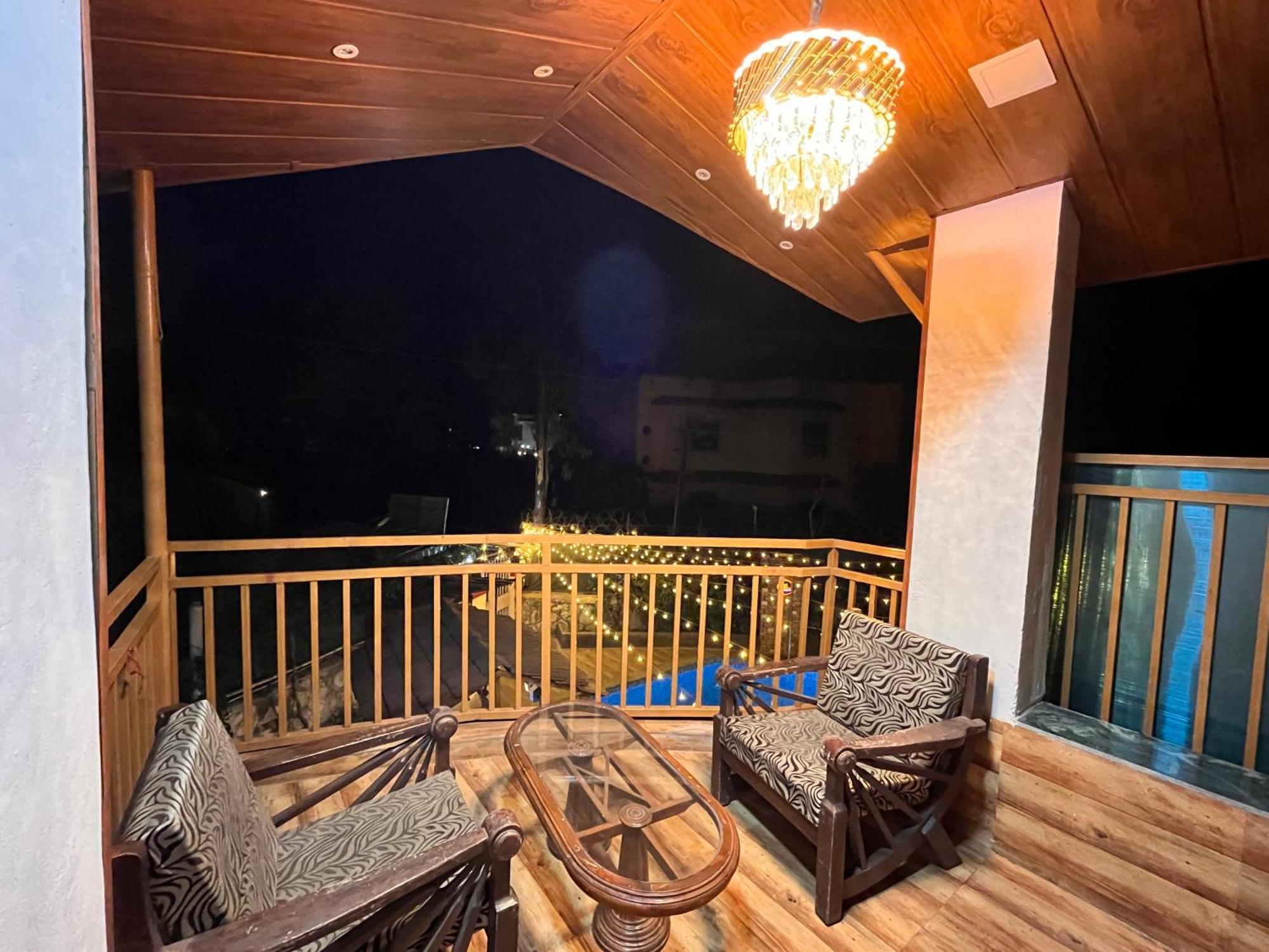 Govind Villa - 3Bhk Penthouse Suite With Pool Splash Lonavala Exterior photo